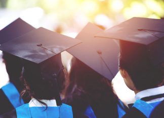 A Principal’s Principal // Rebbetzin Sheila Feinstein was not just an educator
