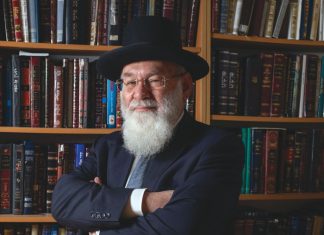 A Life of Halachah & Medical // A spellbinding visit with the noted author and medical ethicist Professor Avraham Steinberg