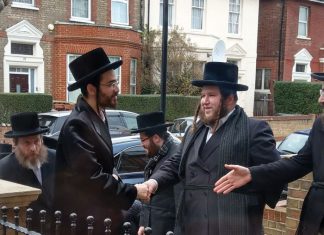 Belzer Rebbe’s Grandchildren Go Abroad