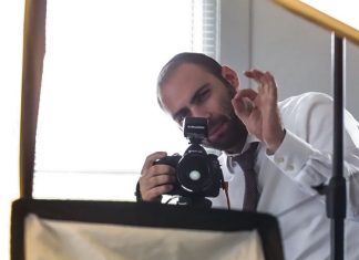 The Headshot Guru // Laibel Schwartz works as a headshot photographer in the New York and New Jersey area. He tells us how he captures the looks that business people use to introduce themselves.