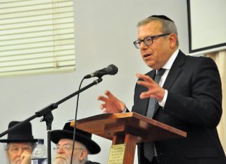 Will England Ban Shechitah post-Brexit? // An interview with British shechitah advocate Shimon Cohen