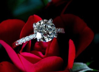 Diamond Rings: Finders can be keepers