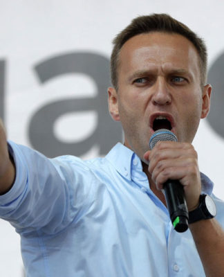 Kremlin Gremlin // Navalny wins the Pranky
