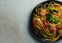 Broccoli and Chicken Lo Mein