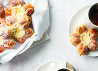 Challah Cheese Flowers