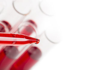 The $9B Medical Miracle that Never Existed // A Criminal Business Fraud Trial Rivets the Country