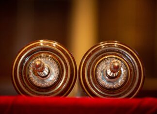 The Questionable Kashrus of Countless Sifrei Torah // A conversation with Rabbi Ami Brower, Managing Director of Vaad Mishmeres Stam